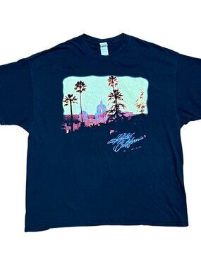 Eagles Hotel California 2018 Concert Tour Black Band Graphic T-Shirt, Men's 2XL